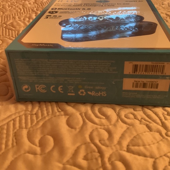 ILuv No Wire True Wireless Stereo In-ear Earbuds with Charging Case - Picture 5 of 5